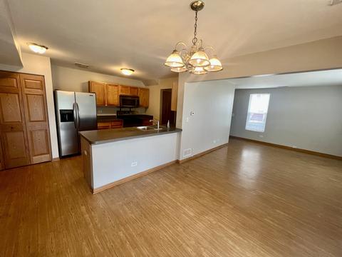 889 Symphony Dr, Aurora, IL 60504 photo 6