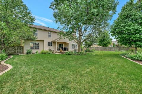 2113 Emerald Dr, Champaign, IL 61822 photo 6