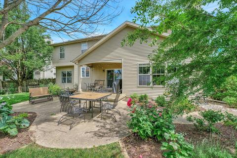 2113 Emerald Dr, Champaign, IL 61822 photo 9