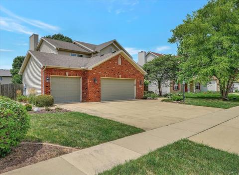 2113 Emerald Dr, Champaign, IL 61822 photo 2