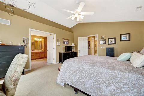 2113 Emerald Dr, Champaign, IL 61822 photo 33