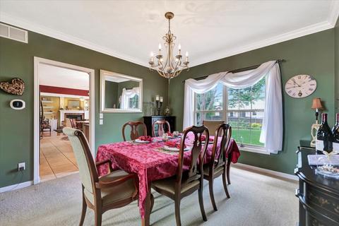 2113 Emerald Dr, Champaign, IL 61822 photo 17