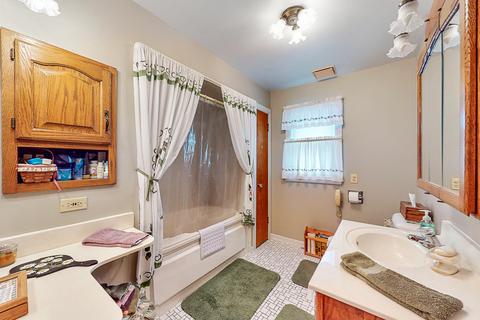 14917 Springfield Ave, Midlothian, IL 60445 photo 11