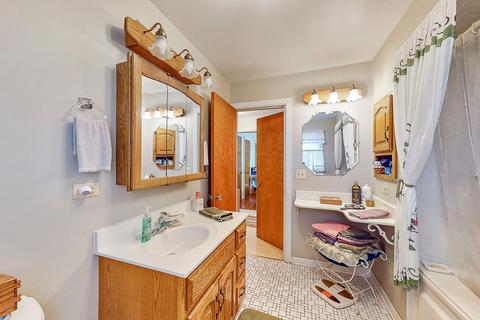 14917 Springfield Ave, Midlothian, IL 60445 photo 12