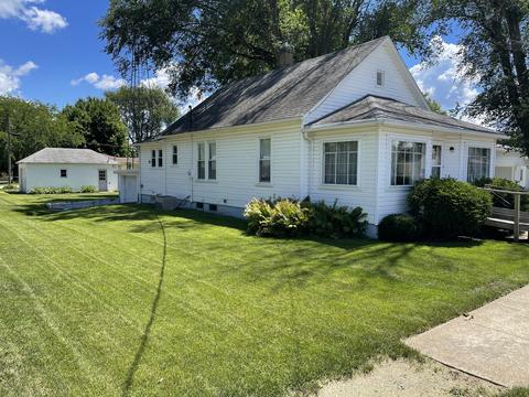 112 Taylor St, Cherry, IL 61317 photo 2