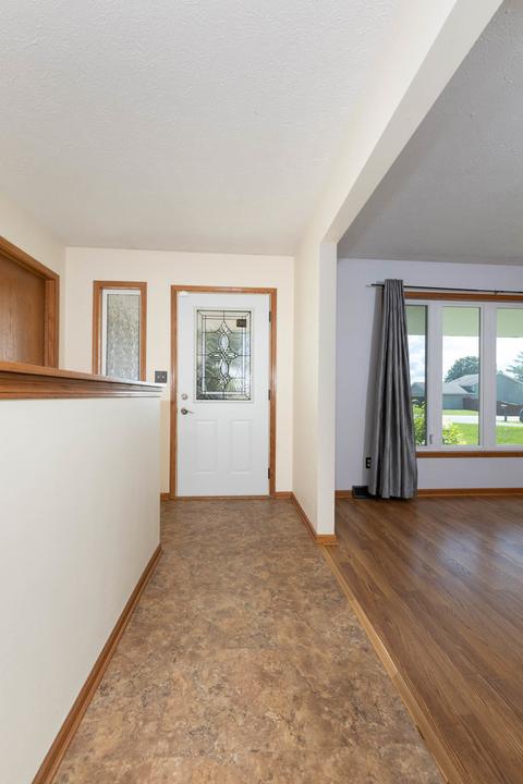 10686 Meadowsweet Ln, Roscoe, IL 61073 photo 3