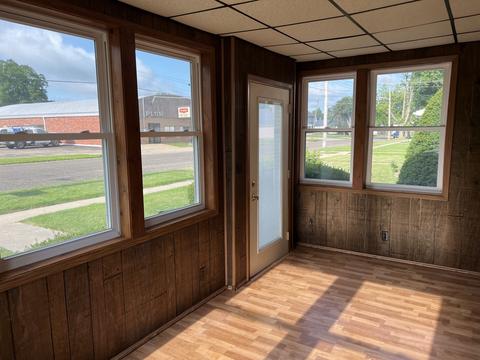 422 E Hitt St, Mount Morris, IL 61054 photo 6