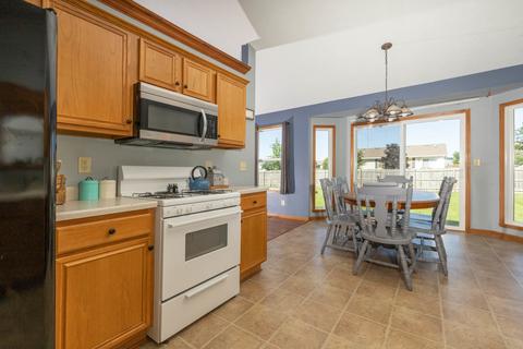 322 Winter Rose Cir, Davis Junction, IL 61020 photo 8