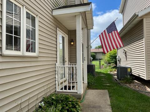 311 S Towanda Ave #7, Normal, IL 61761 photo 2