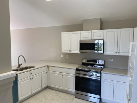 9391 Harrison St, Des Plaines, IL 60016 photo 5
