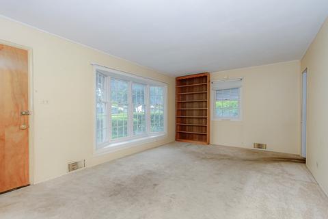 2304 Campbell St, Rolling Meadows, IL 60008 photo 2