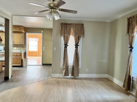 113 Wilson Ave, Chadwick, IL 61014 photo 6