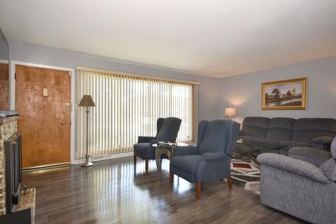 9440 Sumac Rd, Des Plaines, IL 60016 photo 8