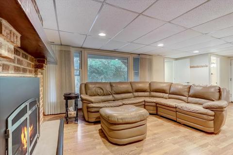 1330 Blair Ln, Hoffman Estates, IL 60169 photo 29