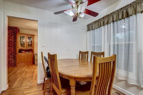 1330 Blair Ln, Hoffman Estates, IL 60169 photo 9