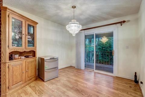 1330 Blair Ln, Hoffman Estates, IL 60169 photo 6