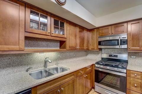 1330 Blair Ln, Hoffman Estates, IL 60169 photo 13