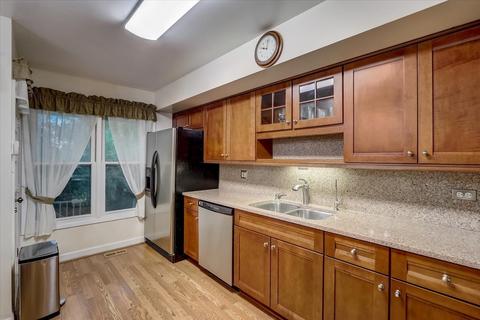 1330 Blair Ln, Hoffman Estates, IL 60169 photo 11
