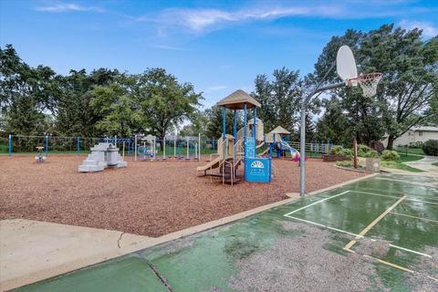 1330 Blair Ln, Hoffman Estates, IL 60169 photo 47