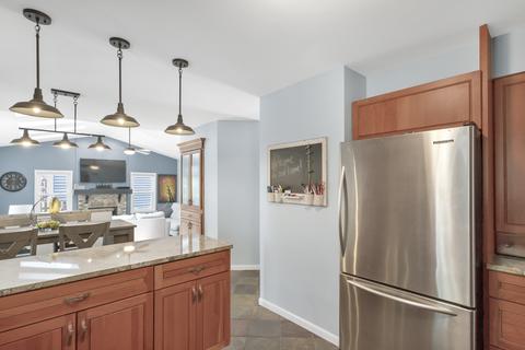 1545 Old Barn Rd, Bartlett, IL 60103 photo 5