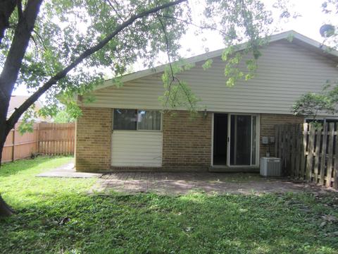 110 Beverly Ct, Streamwood, IL 60107 photo 11