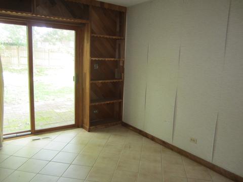110 Beverly Ct, Streamwood, IL 60107 photo 8