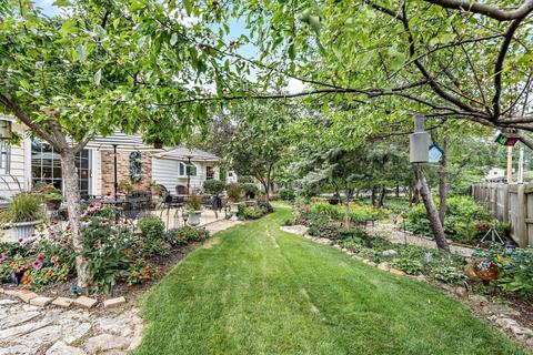1651 Water Tower Ct, Wheaton, IL 60189 photo 23