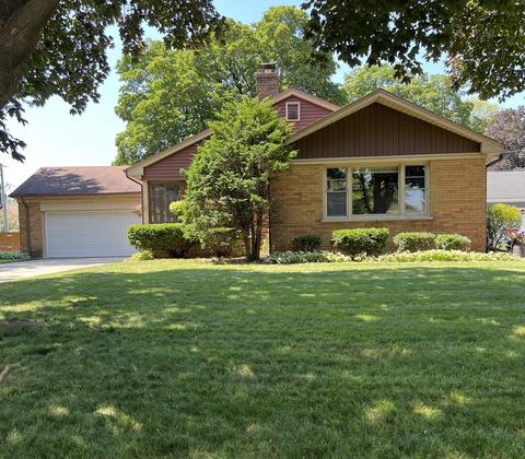 224 3rd St, Wheeling, IL 60090 photo 1