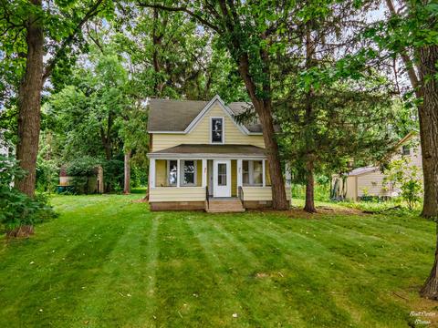 215 S Emerald Dr, Mchenry, IL 60051 photo 1
