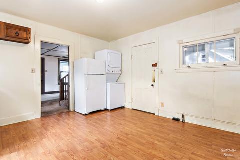 215 S Emerald Dr, Mchenry, IL 60051 photo 9