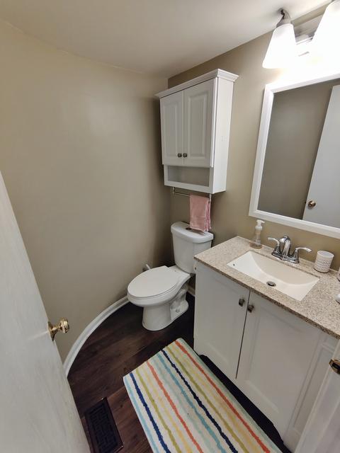 1357 Walden Dr, Elgin, IL 60120 photo 8