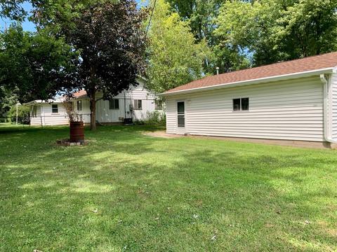 409 Standish Dr, Bloomington, IL 61704 photo 5