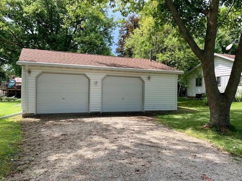 409 Standish Dr, Bloomington, IL 61704 photo 6