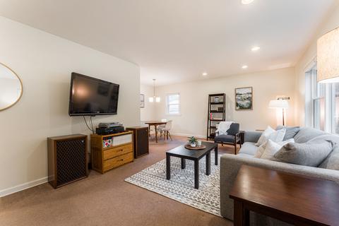 1207 Pershing Ave, Wheaton, IL 60189 photo 4