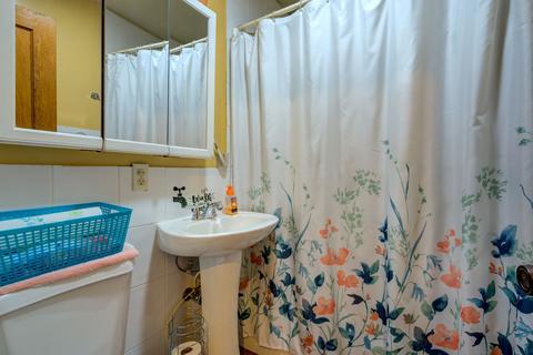 2810 E 96th St, Chicago, IL 60617 photo 8
