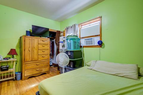2810 E 96th St, Chicago, IL 60617 photo 9