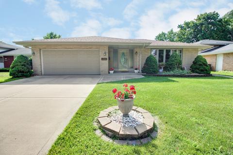 18524 Bock Rd, Lansing, IL 60438 photo 1