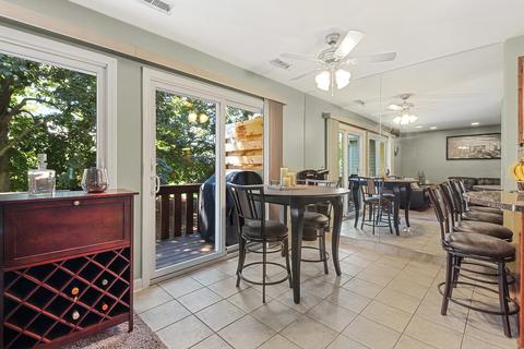 683 Greenfield Ct #B2, Bartlett, IL 60103 photo 5