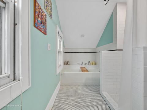 819 N Main St, Wheaton, IL 60187 photo 21