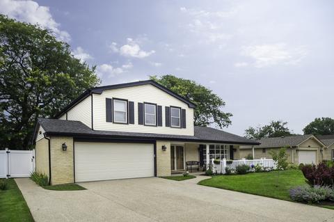 3926 Michael Ln, Glenview, IL 60026 photo 1