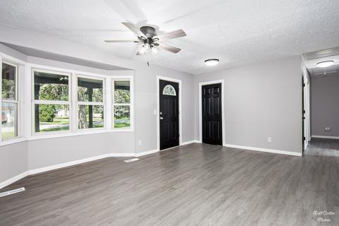 2410 Lilac St, Mchenry, IL 60050 photo 4