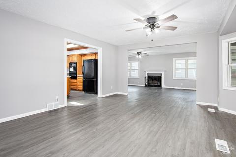 2410 Lilac St, Mchenry, IL 60050 photo 5