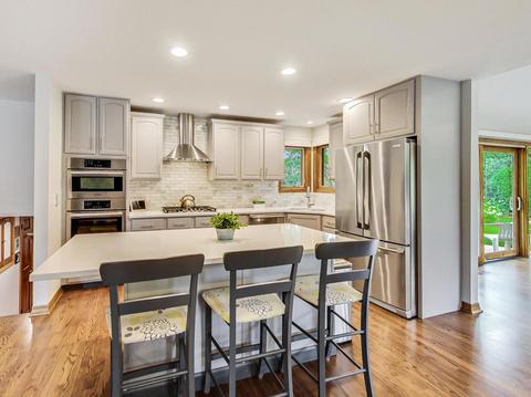 3 E Jerry Dr, Mount Prospect, IL 60056 photo 9