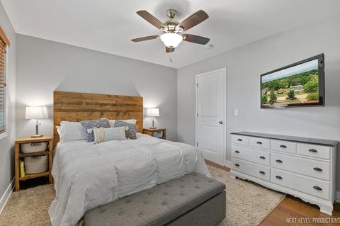 910 Molobay Ter, Bartlett, IL 60103 photo 12
