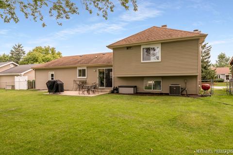 910 Molobay Ter, Bartlett, IL 60103 photo 20