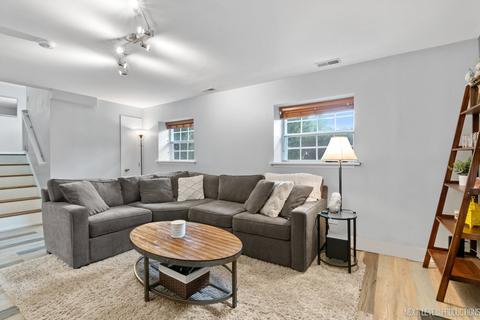 910 Molobay Ter, Bartlett, IL 60103 photo 10