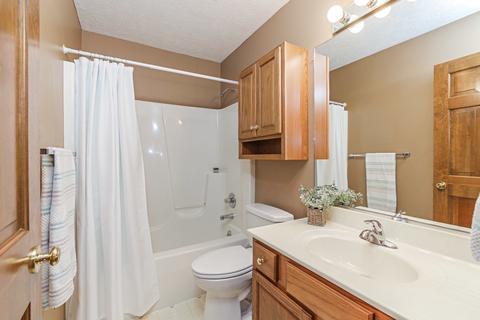 2010 Farm Dr, Normal, IL 61761 photo 23