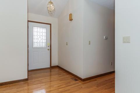 2010 Farm Dr, Normal, IL 61761 photo 4