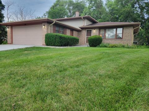 1068 Sycamore Ln, Bartlett, IL 60103 photo 1