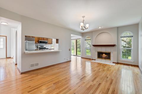 1451 Diamond Dr, Hoffman Estates, IL 60192 photo 13